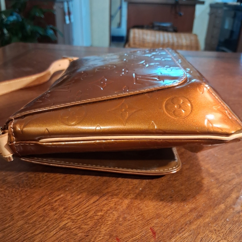 Louis Vuitton Brown Monogram Shoulder Bag - Picture 4 of 15